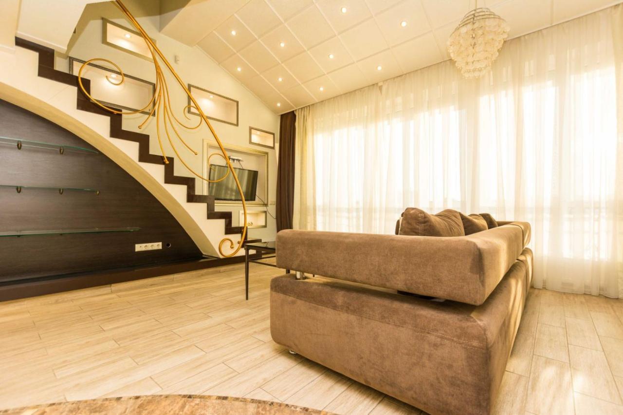 Ferienwohnung Wonderful Penthouse In Centr Of Kischinau Exterior foto